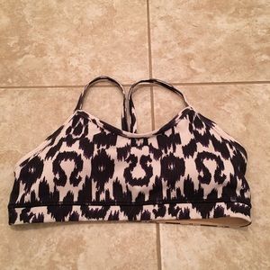 Lululemon flow Y sports bra.